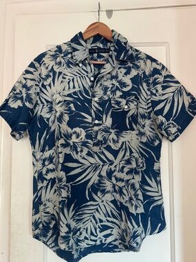 Ralph Lauren Navy and White Tropical Linen Short-Sleeve Popover Button Shirt